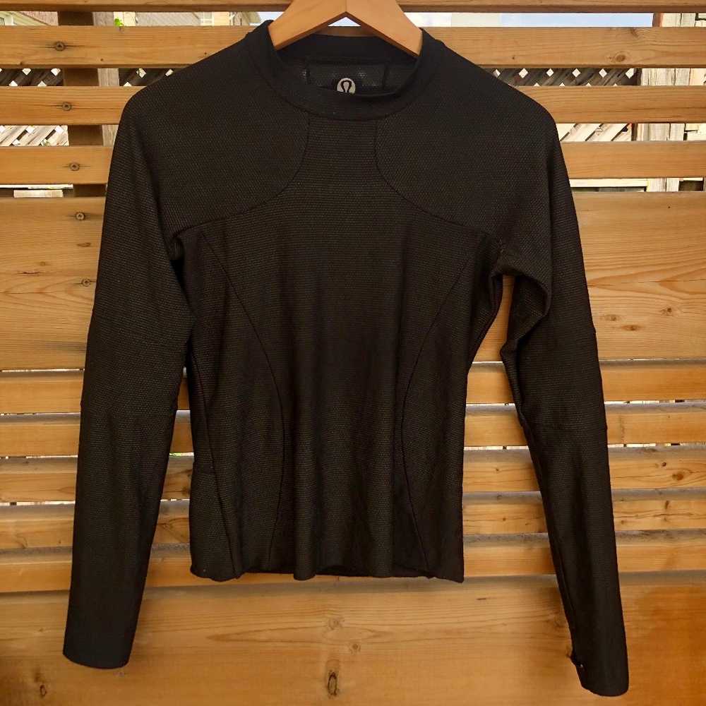 LuLu Lemon Athletica Long Sleeve Top